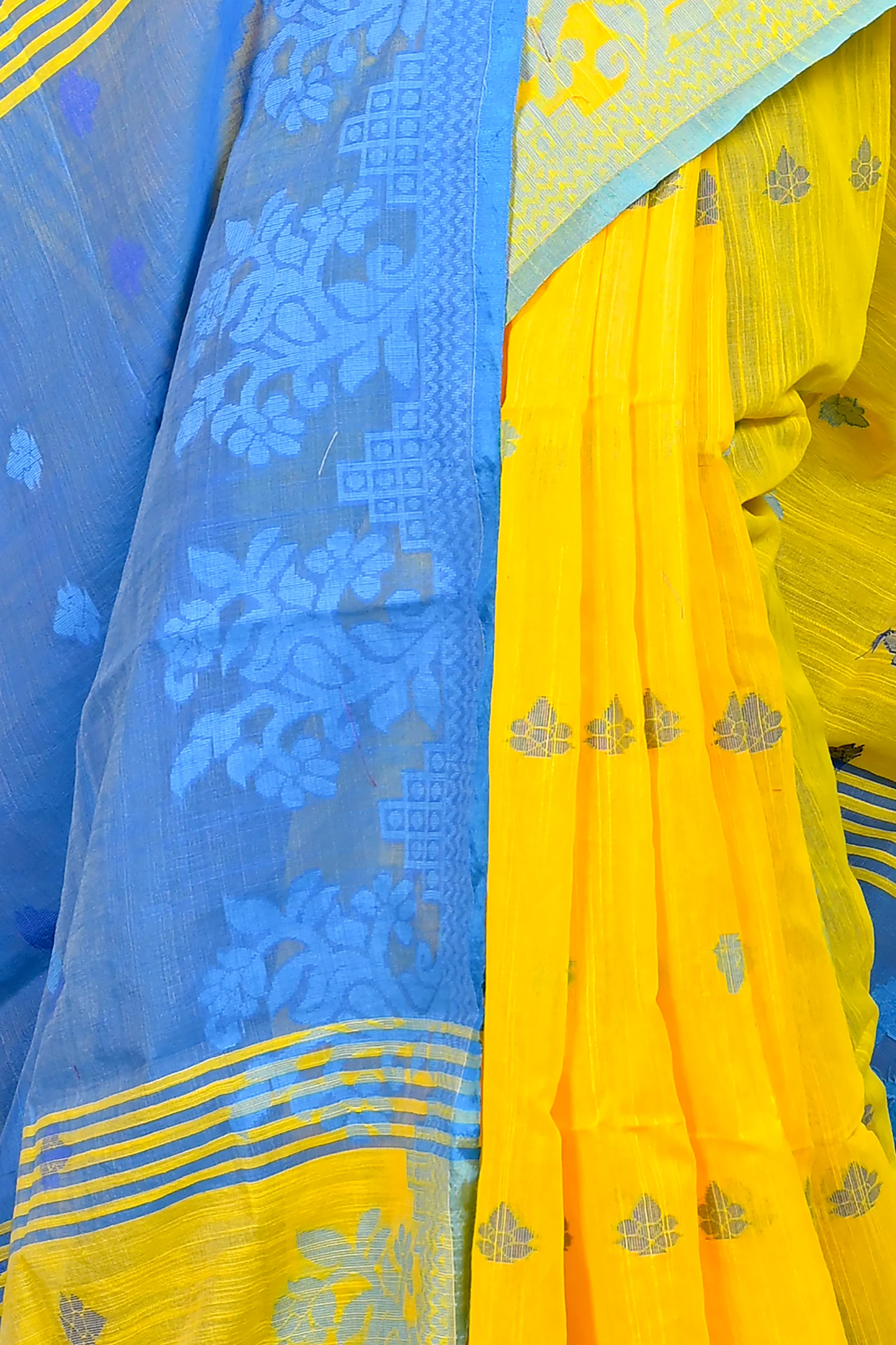 Yellow Blue Cotton Blended Parup Hand Loom Saree (556)